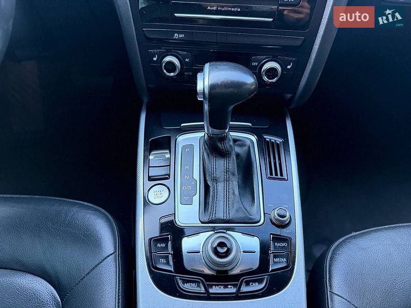Седан Audi A4 2013 в Олександрії