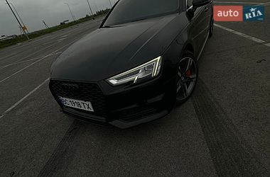 Седан Audi A4 2017 в Львове Седан Audi A4 2017 в Львове