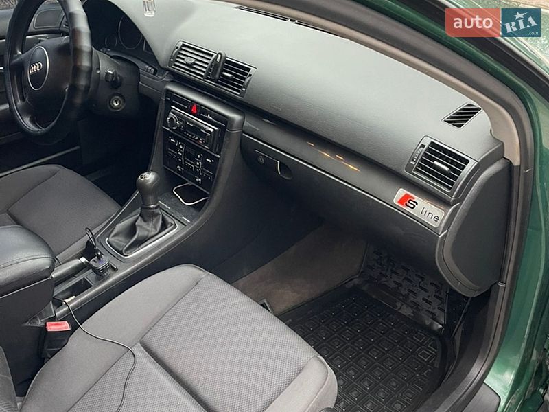 Седан Audi A4 2001 в Виннице