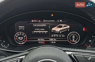 Седан Audi A4 2016 в Львове