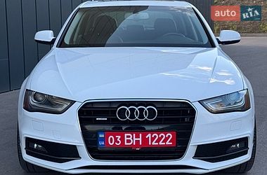 Седан Audi A4 2015 в Рівному