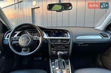 Седан Audi A4 2015 в Рівному