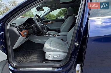Седан Audi A4 2021 в Львове