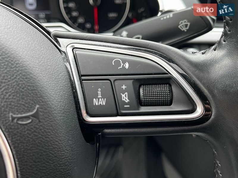 Седан Audi A4 2016 в Луцьку