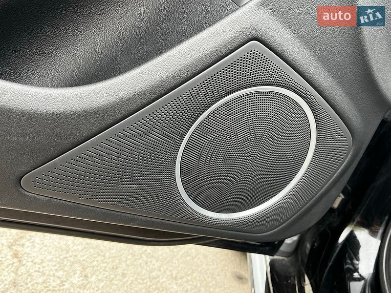 Седан Audi A4 2016 в Луцьку