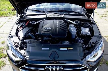 Седан Audi A4 2023 в Киеве
