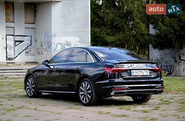 Седан Audi A4 2023 в Киеве
