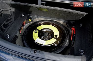 Седан Audi A4 2023 в Киеве