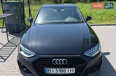 Седан Audi A4 2022 в Кременчуге