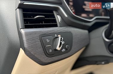 Седан Audi A4 2016 в Львове