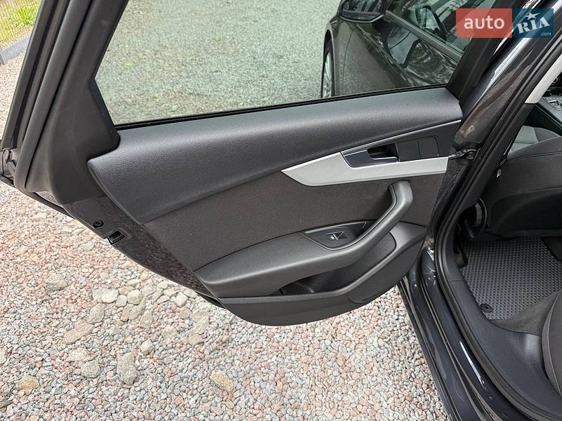 Универсал Audi A4 2016 в Стрые