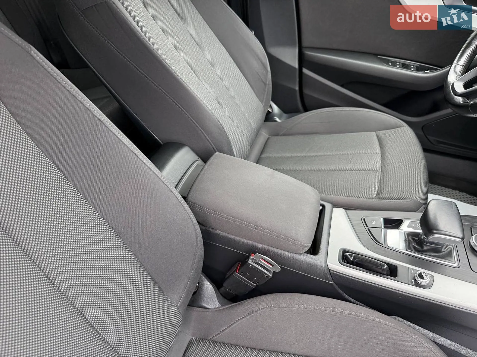 2016 Audi A4 - мініатюра 57