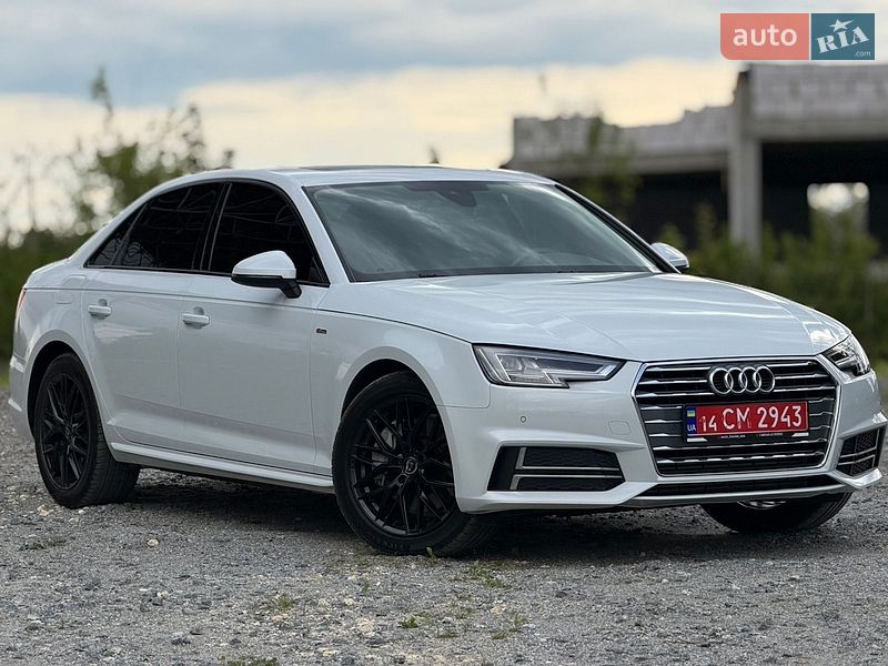 Седан Audi A4 2016 в Самборі