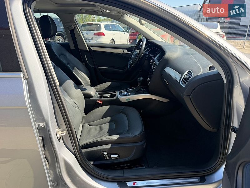 Седан Audi A4 2014 в Луцке