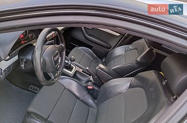 Универсал Audi A4 2005 в Остроге