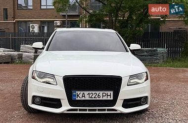 Седан Audi A4 2011 в Ирпене