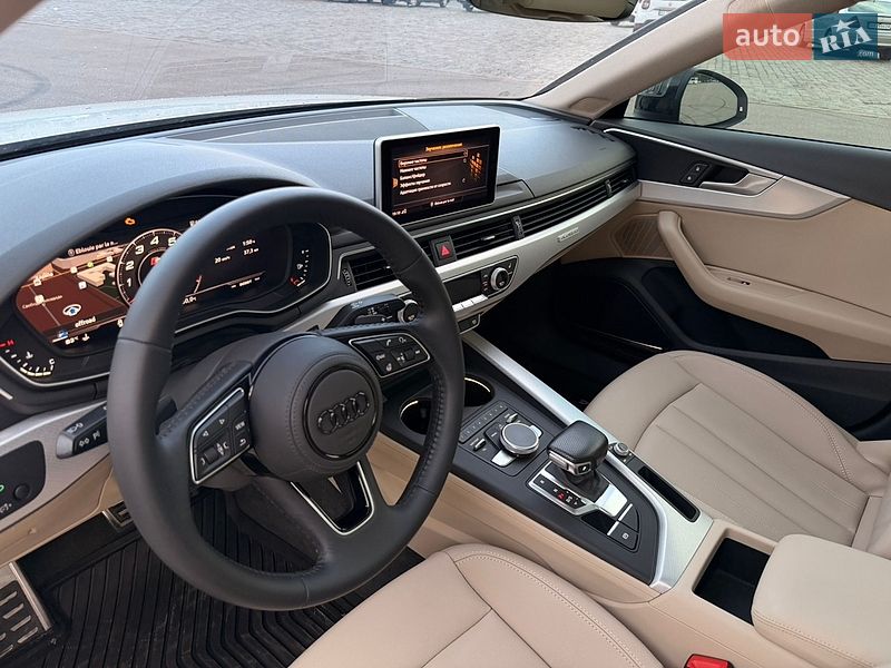 Седан Audi A4 2016 в Харькове