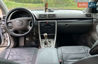 Седан Audi A4 2000 в Львові