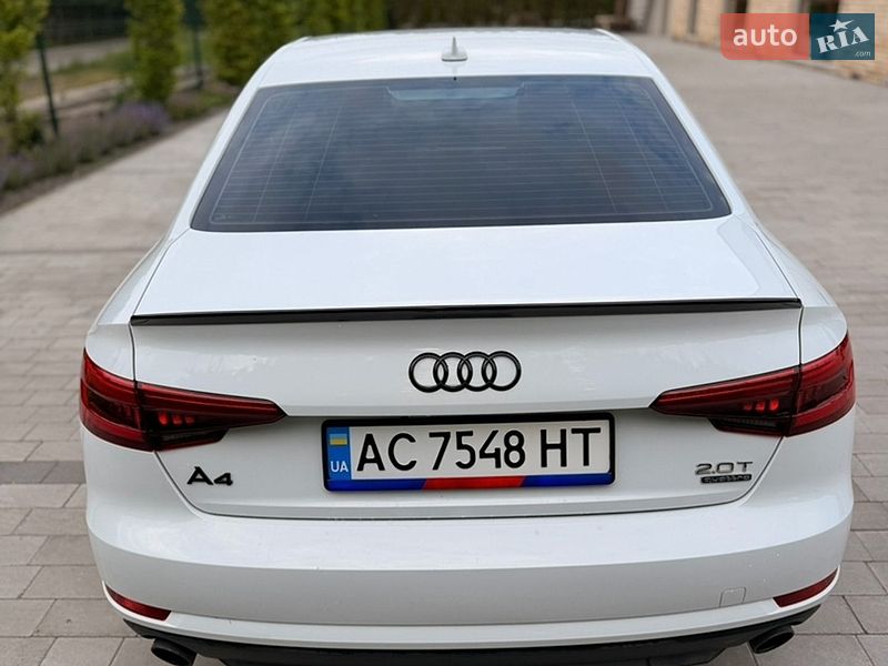 Седан Audi A4 2016 в Луцке