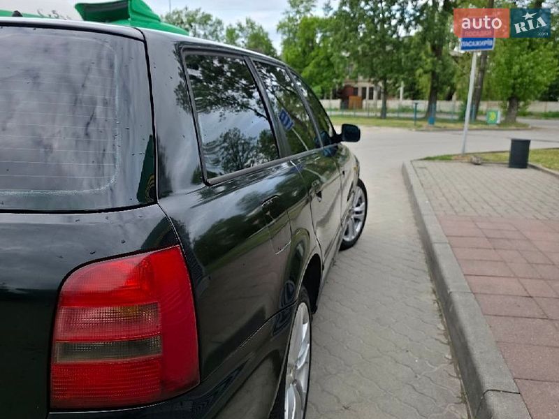 Універсал Audi A4 1998 в Калуші