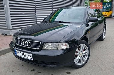 Универсал Audi A4 1998 в Калуше