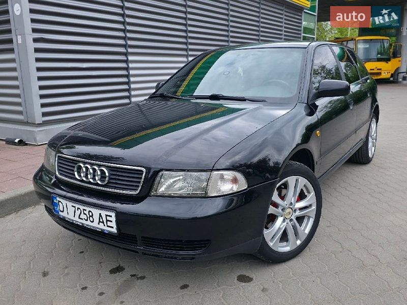 Універсал Audi A4 1998 в Калуші