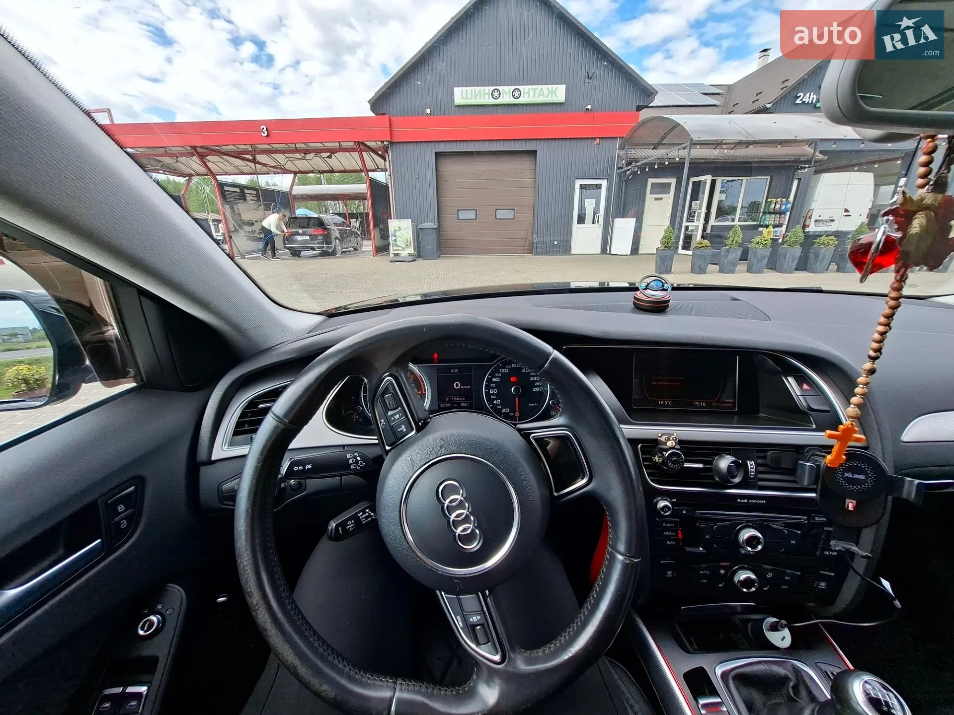 2012 Audi A4 - мініатюра 11
