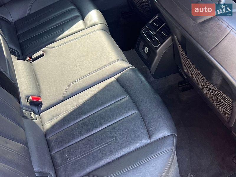 Седан Audi A4 2016 в Харкові