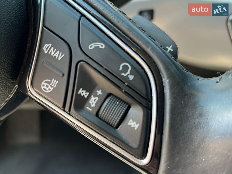 Седан Audi A4 2016 в Харкові