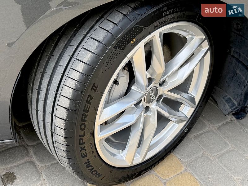 Седан Audi A4 2023 в Вінниці