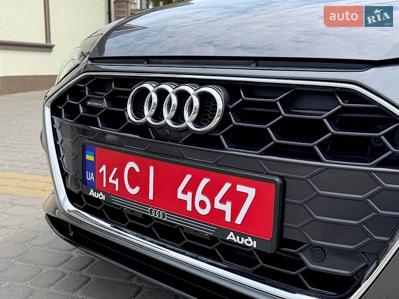 Седан Audi A4 2023 в Вінниці
