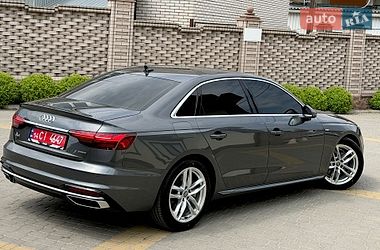 Седан Audi A4 2023 в Вінниці