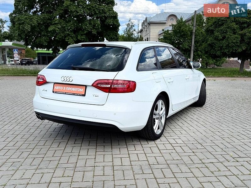 Універсал Audi A4 2012 в Кропивницькому