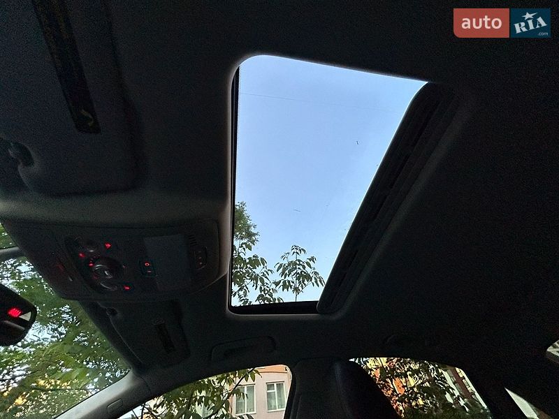 Седан Audi A4 2014 в Ивано-Франковске