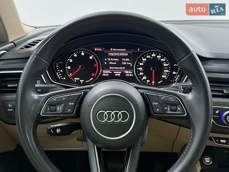 Седан Audi A4 2017 в Одессе