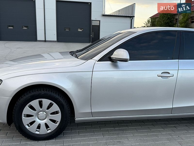 Седан Audi A4 2008 в Черновцах