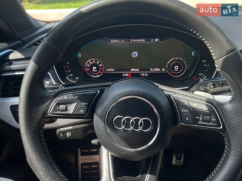 Седан Audi A4 2017 в Ровно