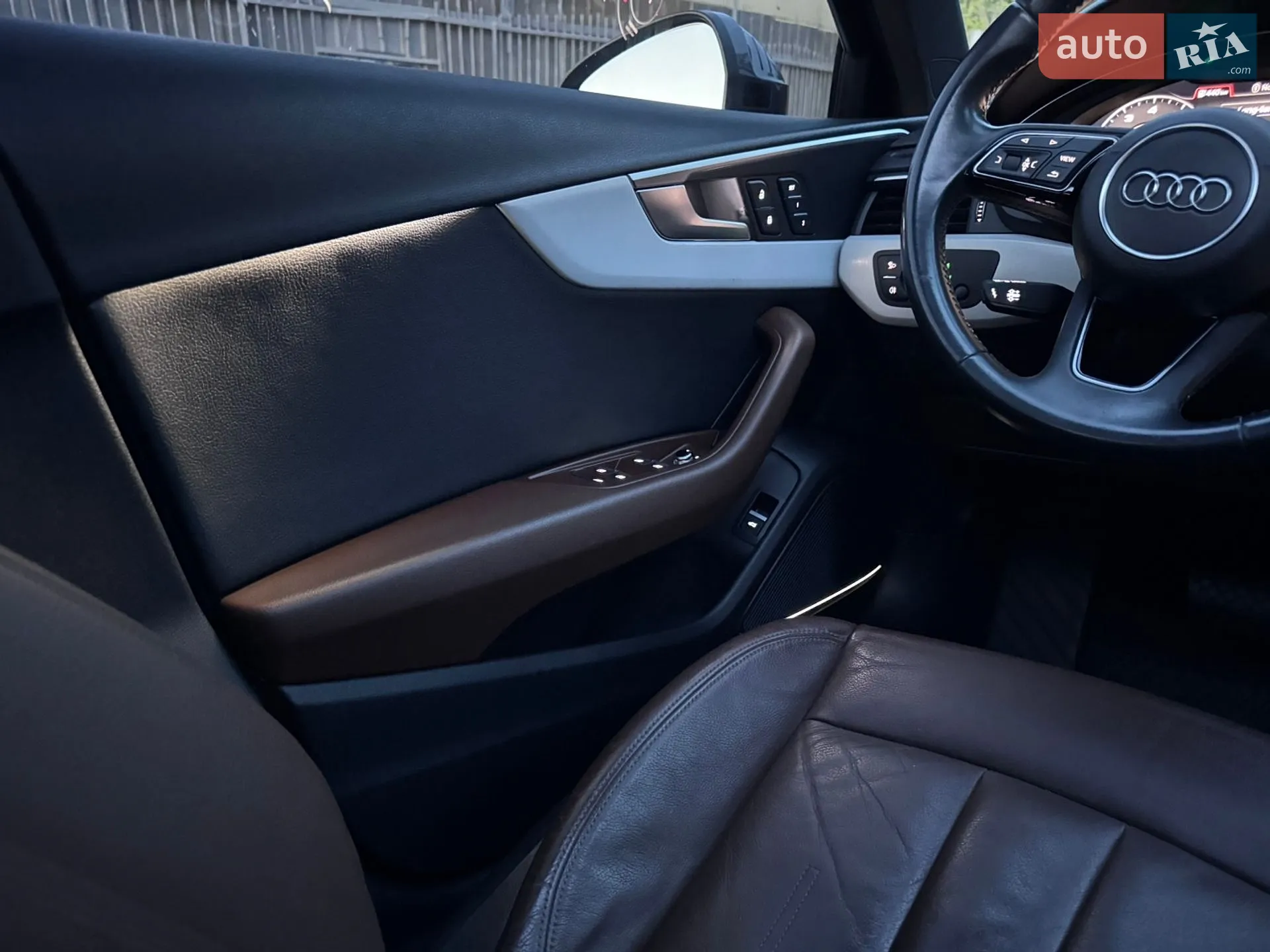 2016 Audi A4 - мініатюра 43