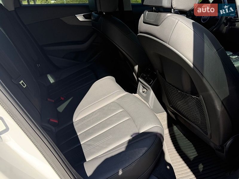 Седан Audi A4 2019 в Киеве