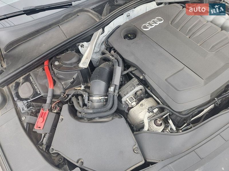 Седан Audi A4 2020 в Запоріжжі