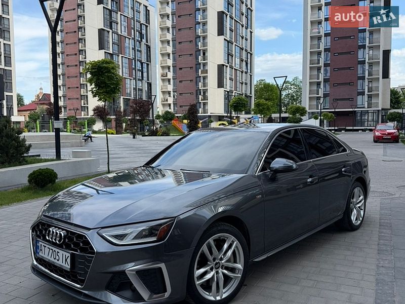 Седан Audi A4 2020 в Івано-Франківську