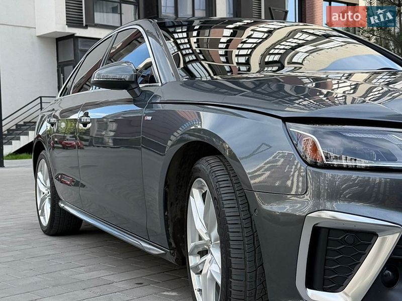 Седан Audi A4 2020 в Івано-Франківську