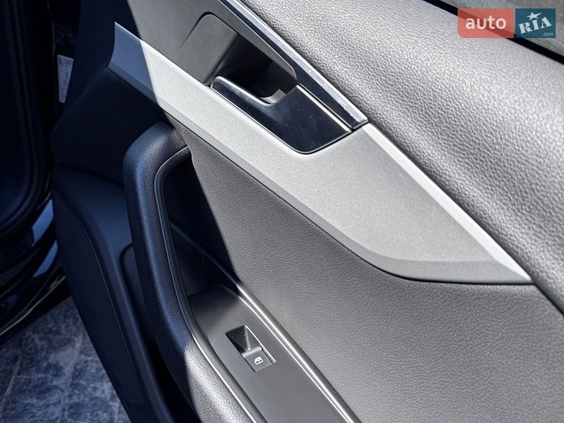 Універсал Audi A4 2018 в Коростишеві
