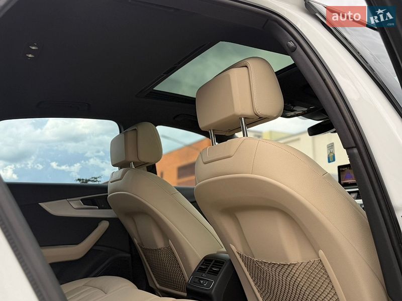 Седан Audi A4 2017 в Одесі