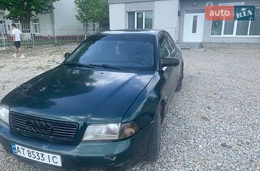 Седан Audi A4 1996 в Надвірній
