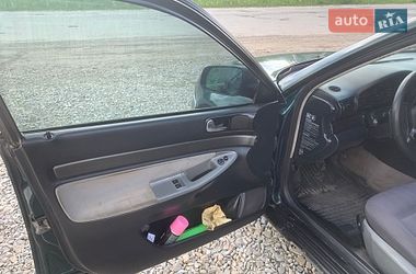 Седан Audi A4 1996 в Надвірній