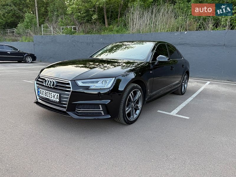 Седан Audi A4 2018 в Киеве