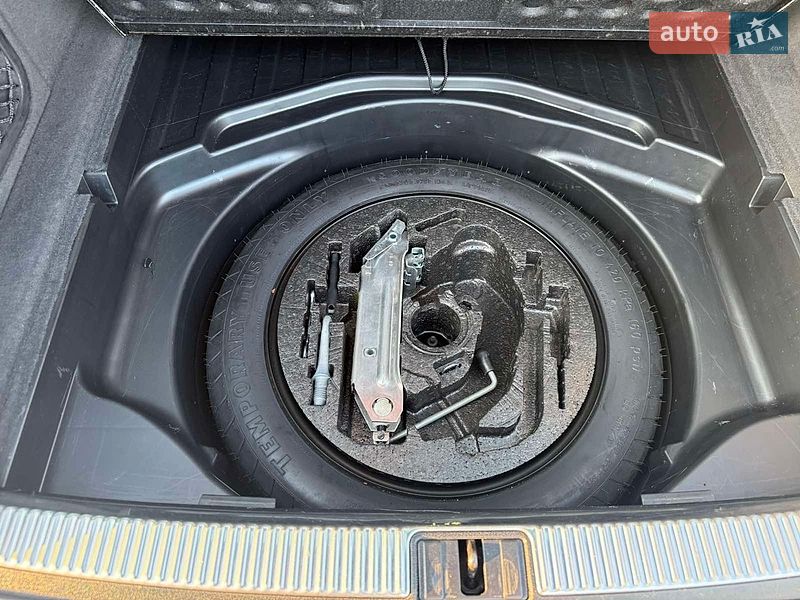 Универсал Audi A4 2003 в Сарнах