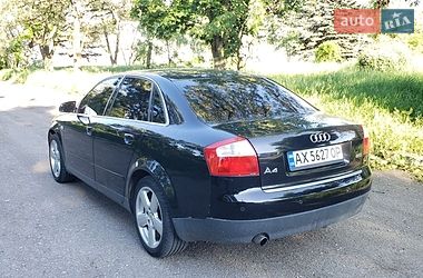 Седан Audi A4 2001 в Чугуєві