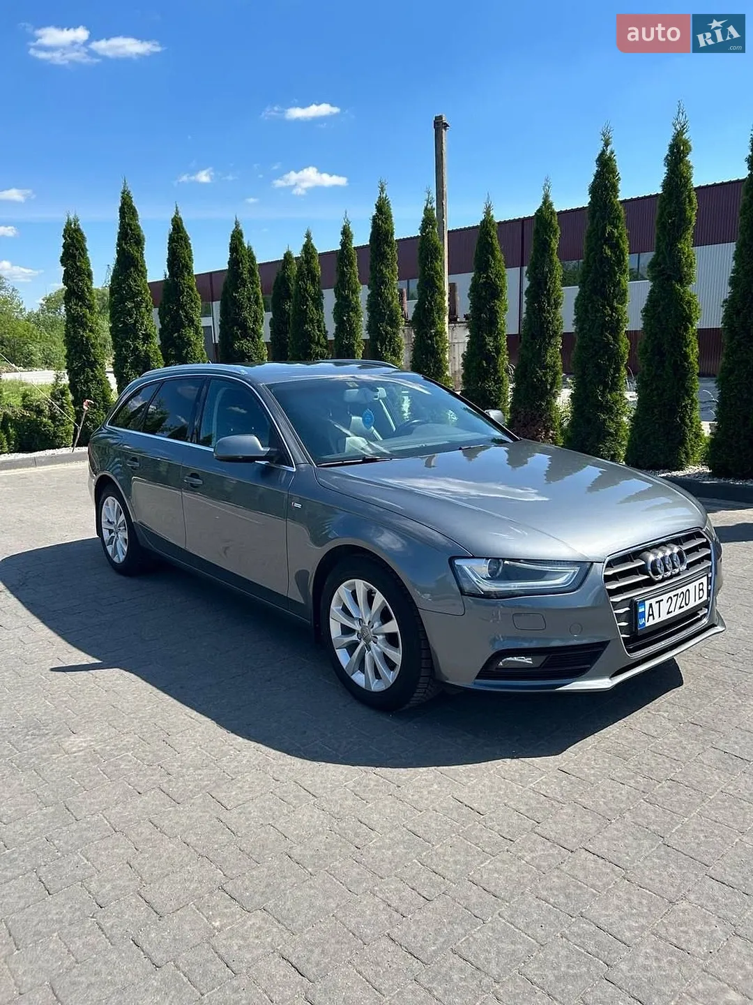 2011 Audi A4 - мініатюра 2